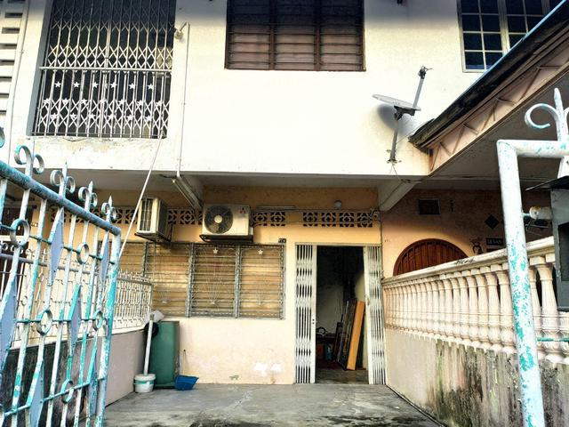 Townhouse for sale in Country Heights Damansara, Kuala Lumpur