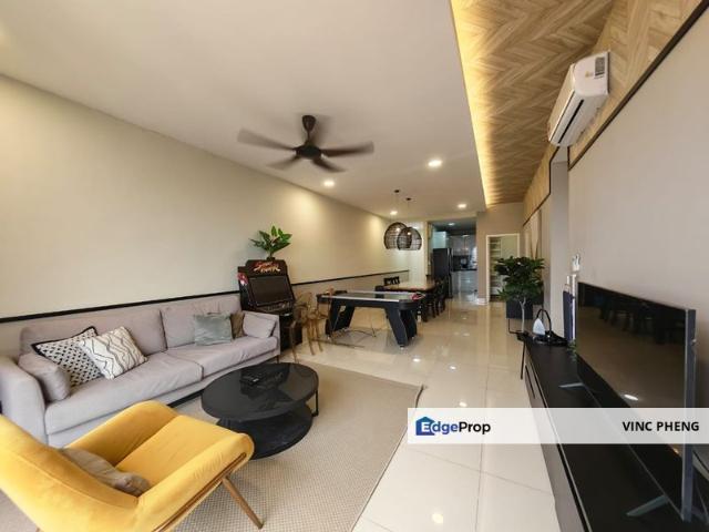 Condominium for sale in Malaka
