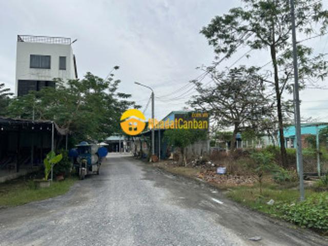Mặt bằng bán