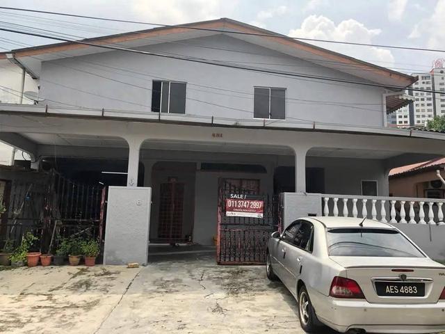 Bungalow for sale in Langat, Selangor
