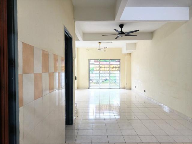 Residential House for sale in Kajang, Langat