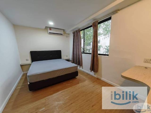 Room for rent in Petaling, Damansara Damai