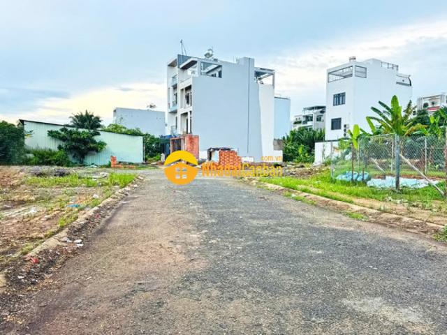 Mặt bằng bán