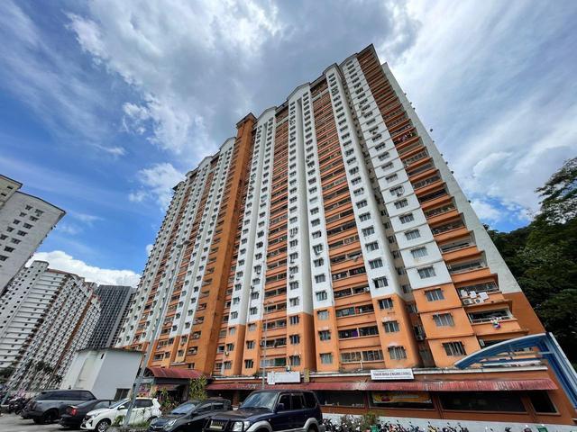 Apartment for sale in Petaling, Damansara Damai