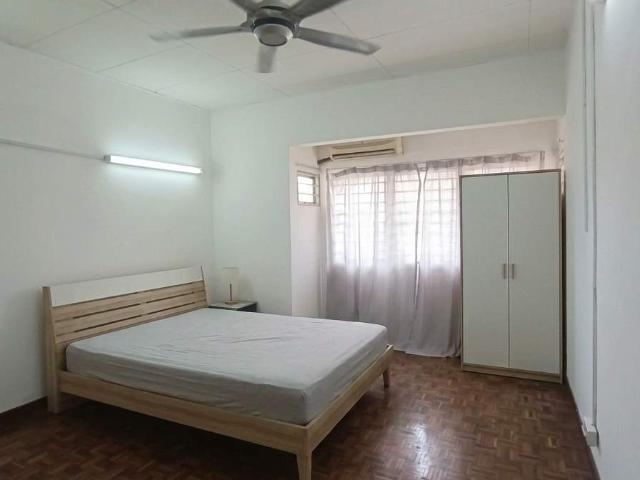 Room for rent in Petaling, Damansara Damai