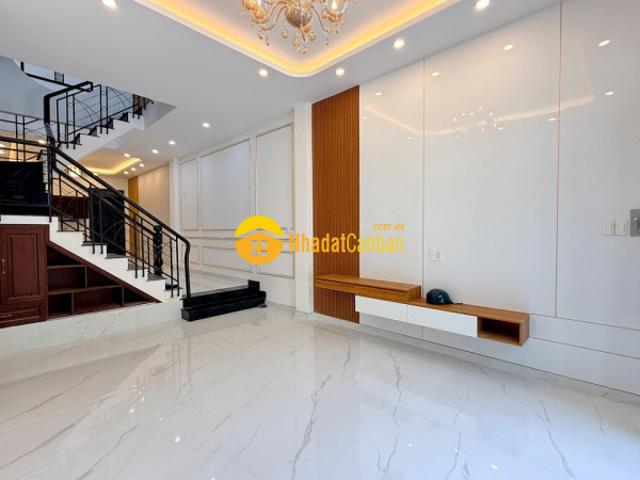 Nhà mặt phố bán