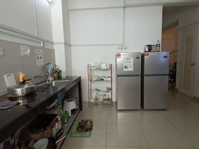 Room for rent in Alam Impian, Selangor