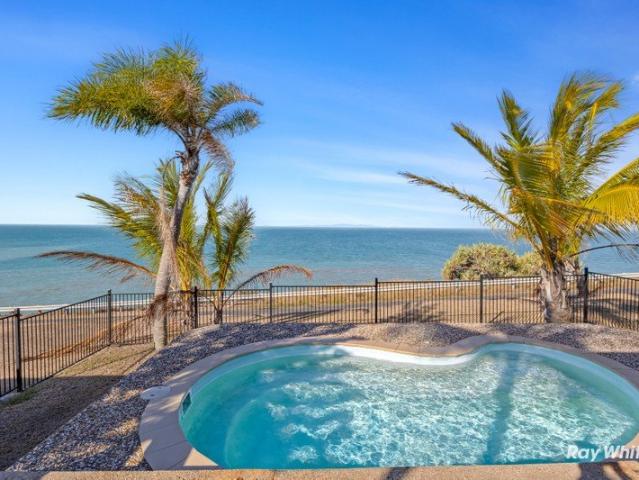 House for sale in Cooee Bay, Livingstone Shire