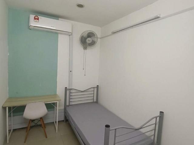 Room for rent in Petaling, Damansara Damai
