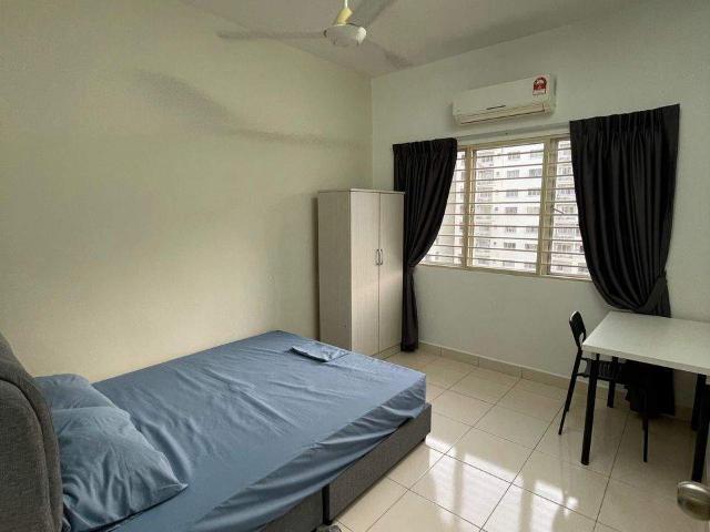 Room for rent in Petaling, Damansara Damai
