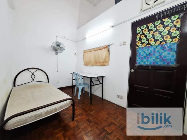 Room for rent in Petaling, Damansara Damai