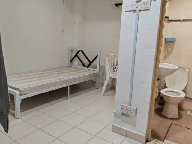 Room for rent in Petaling, Damansara Damai