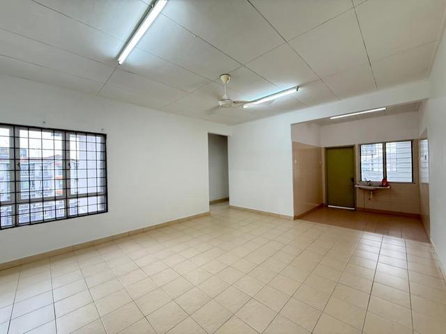 Apartment for sale in Shah Alam, Petaling