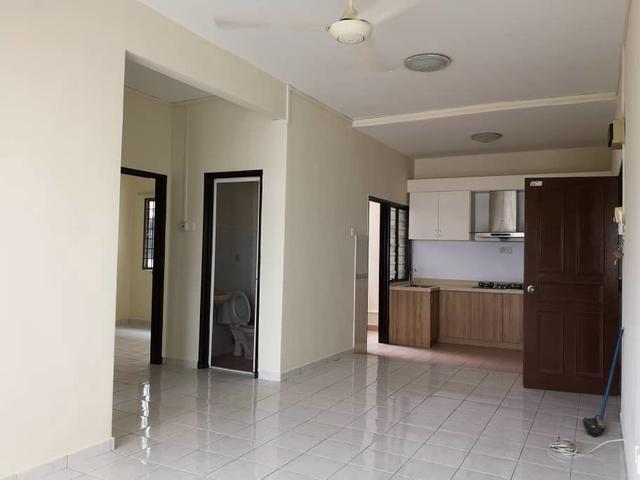 Apartment for sale in Petaling, Subang Jaya
