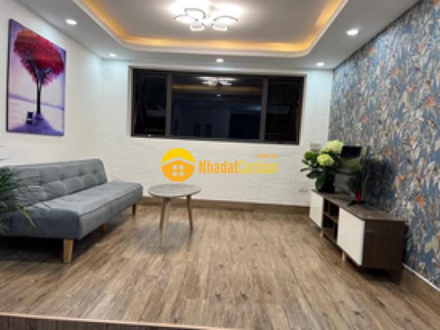 Nhà mặt phố bán