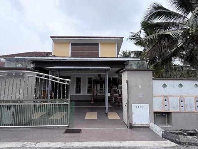 Bungalow for sale in Banting, Selangor