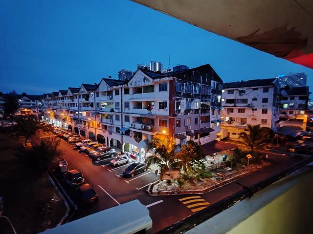 Apartment for sale in Malaka