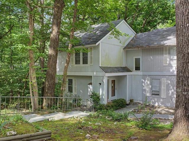 Townhouse for sale in Ark