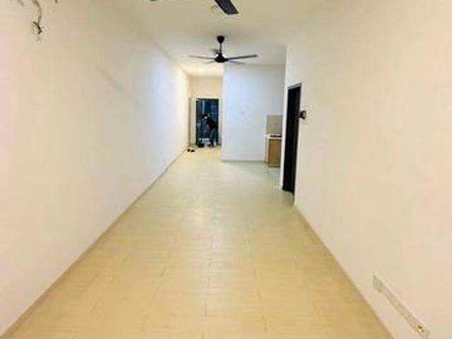 Apartment for rent in Tanjong Sepat, Selangor