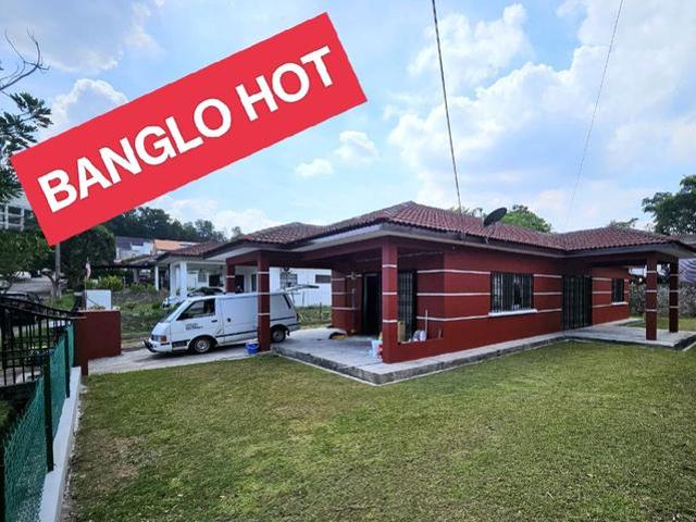 Bungalow for sale in Petaling, Subang Jaya
