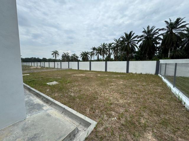 Bungalow for sale in Malaka