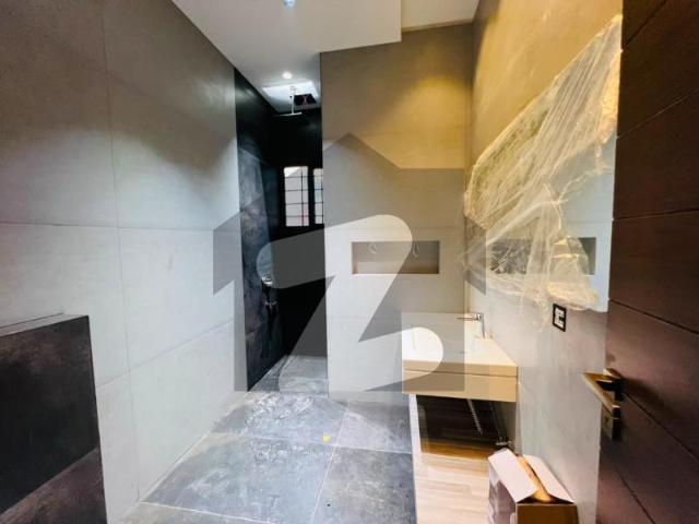 House for sale in Faisalabad, Islamabad Capital Territory