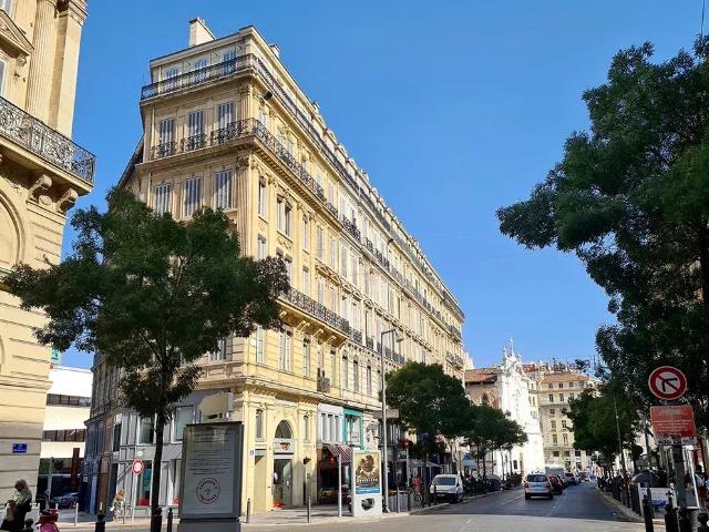 Local Commercial vente à Marseille