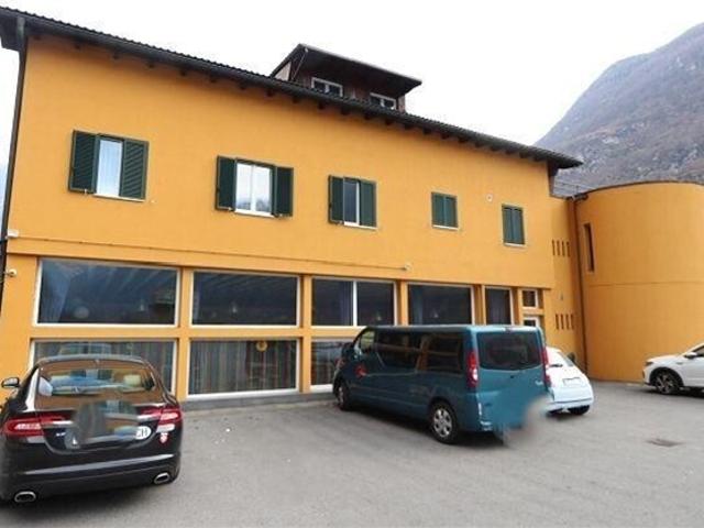 Einfamilienhaus kaufen in Pollegio, Tessin