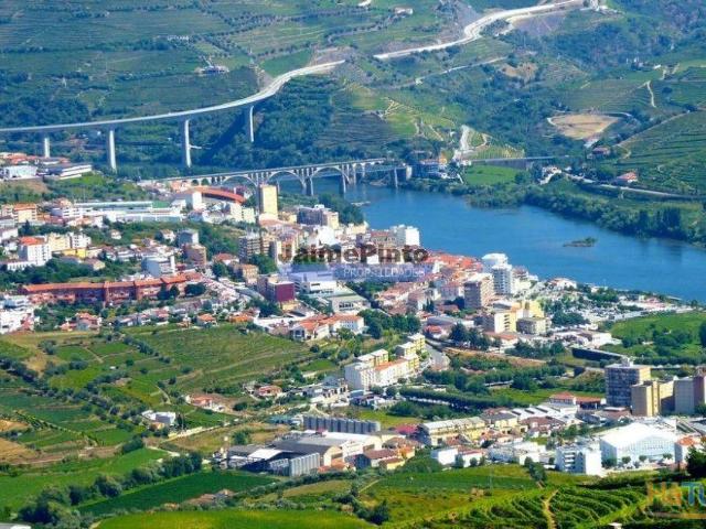 Prédio venda em Peso Da Régua, Vila Real