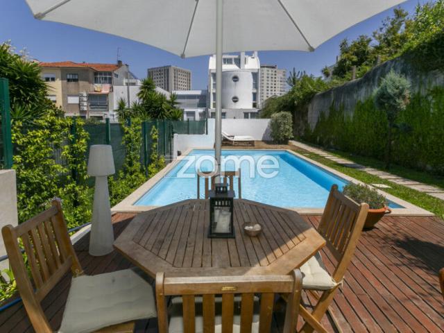Casa venda em Mouteira, Porto