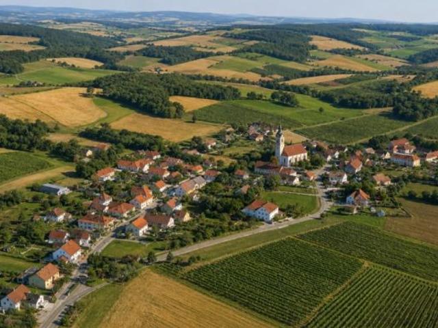 Erdgeschosswohnung kaufen in Reut, Bayern