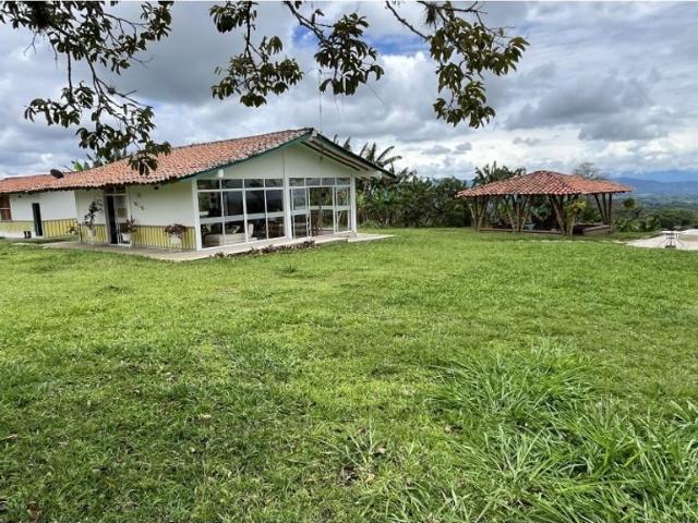 Hotel con encanto de 76800 m2 en venta Alcalá, Colombia