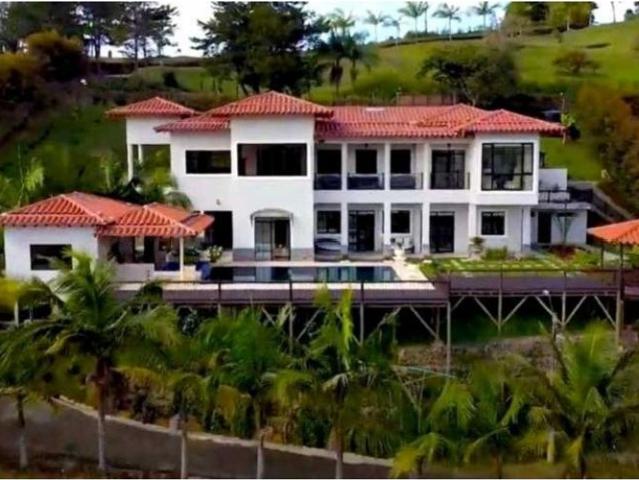 Local en venta en Antioquia, El Peñol