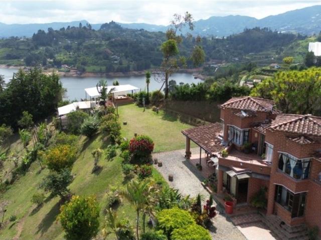 Local en venta en Antioquia, El Peñol