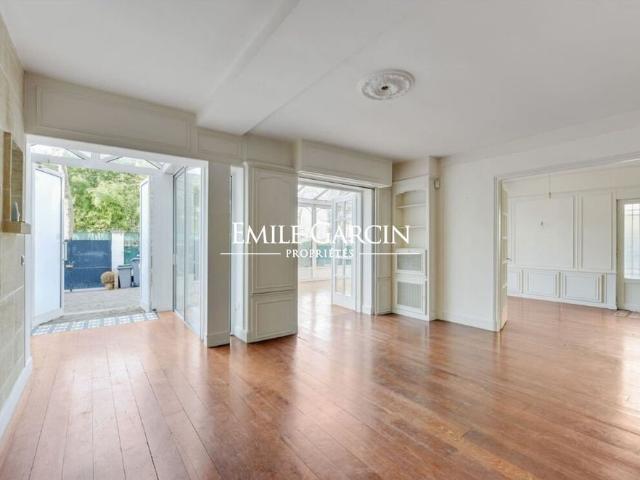 Local Commercial vente à Nanterre, Neuilly-sur-seine