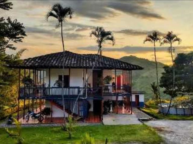 Local en arriendo en Caldas, Palestina