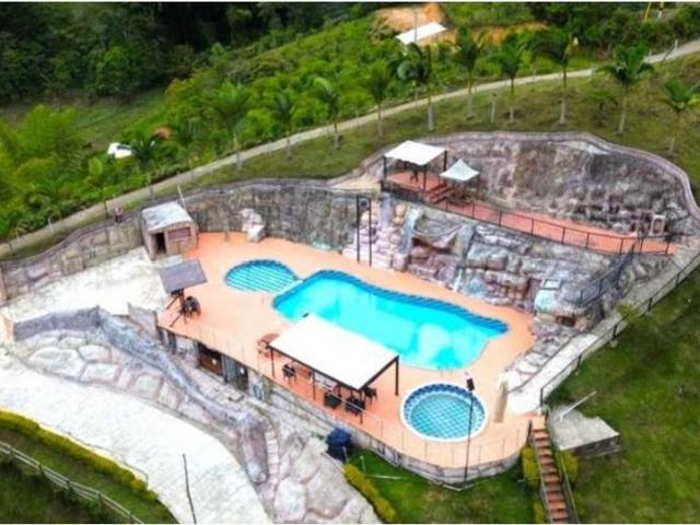 Local en venta en Antioquia, El Peñol