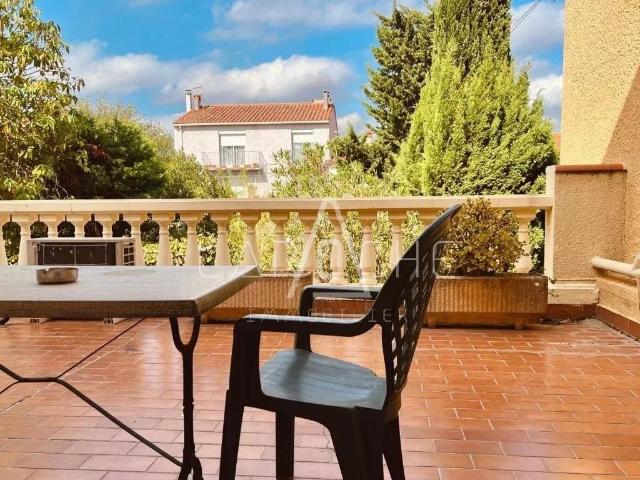 Local Commercial vente à Bagnères-de-Bigorre, Argelès