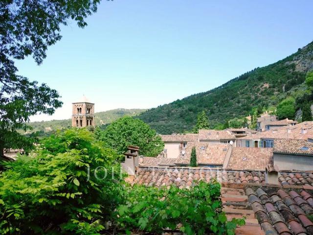Local Commercial vente à Digne-les-Bains, Moustiers-sainte-marie