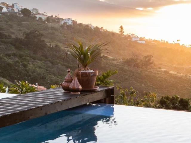 Villa en venta en Tenerife, Urbanización la Baranda