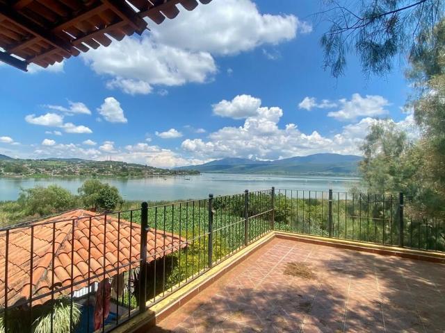 Edificio en venta en Tlajomulco, Región Centro