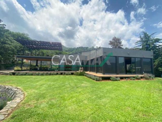 Hotel en Venta Valle de Bravo