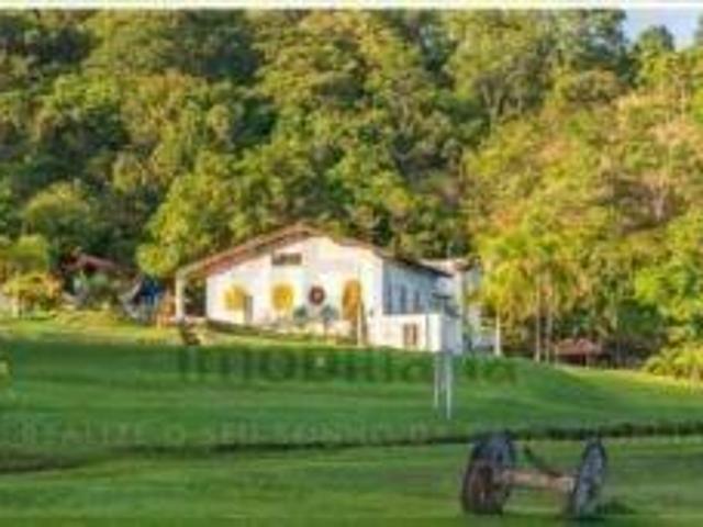 Ponto Comercial venda em Vila Areal, Arniqueira