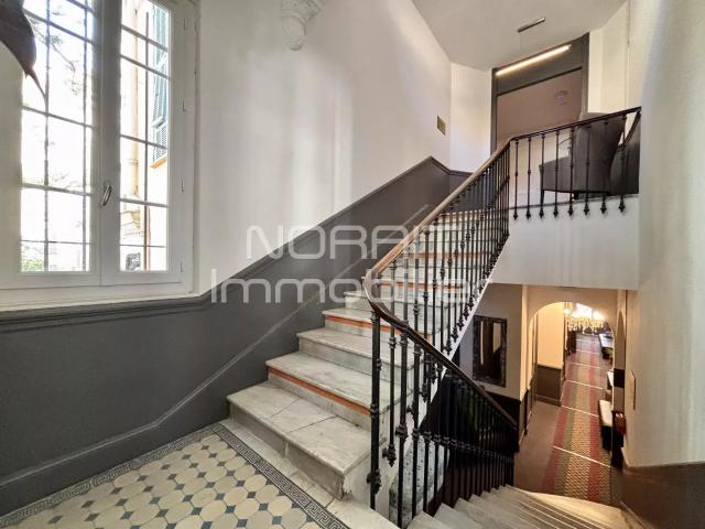 Local Commercial vente à Nice