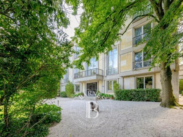 Maison vente à Garches, Hauts-de-Seine