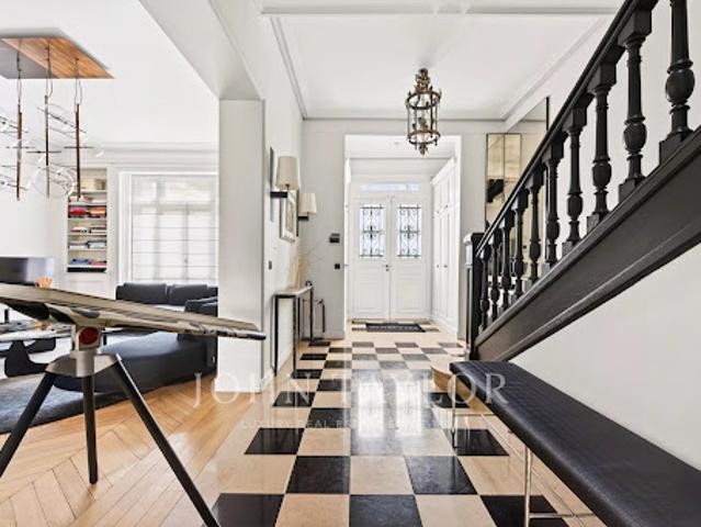 Villa vente à Paris, Île-de-France