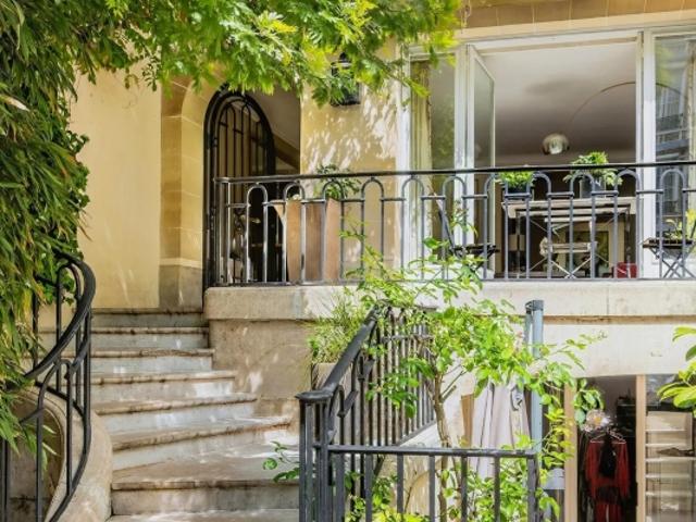 Maison vente à Paris