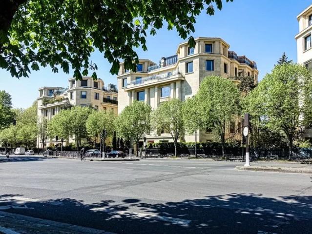 Maison vente à Paris, Île-de-France