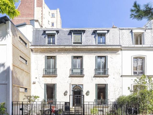 Maison vente à Paris, Île-de-France