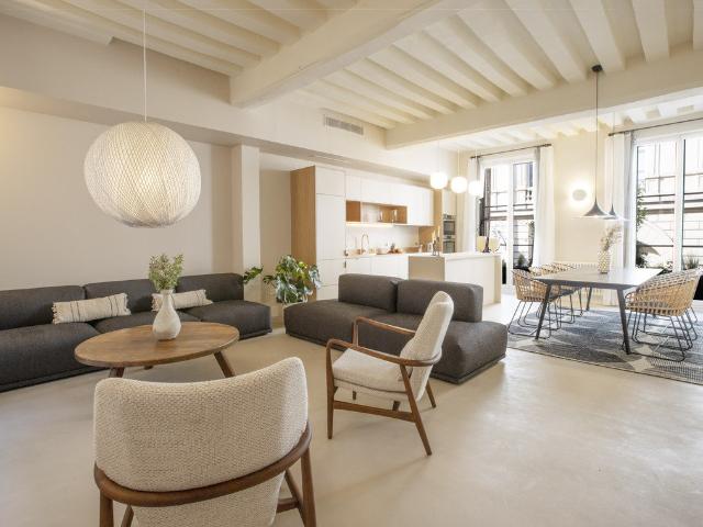 Local Commercial location à Paris, Île-de-France